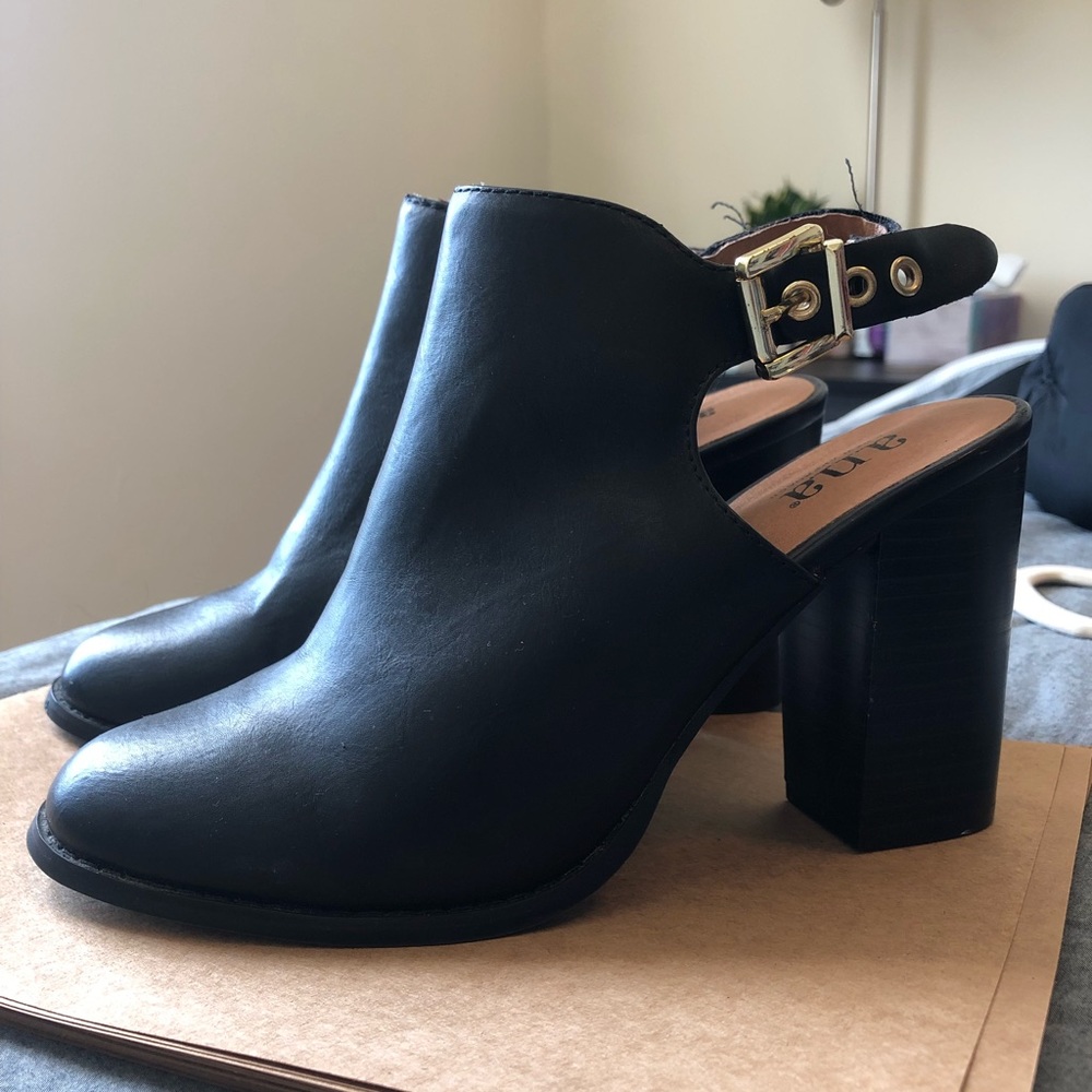 Faux leather black sling back heels